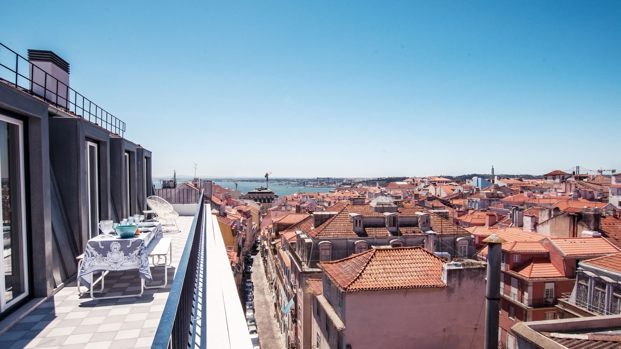 Almaria Ex Libris Chiado Apartment Lisbon Bagian luar foto