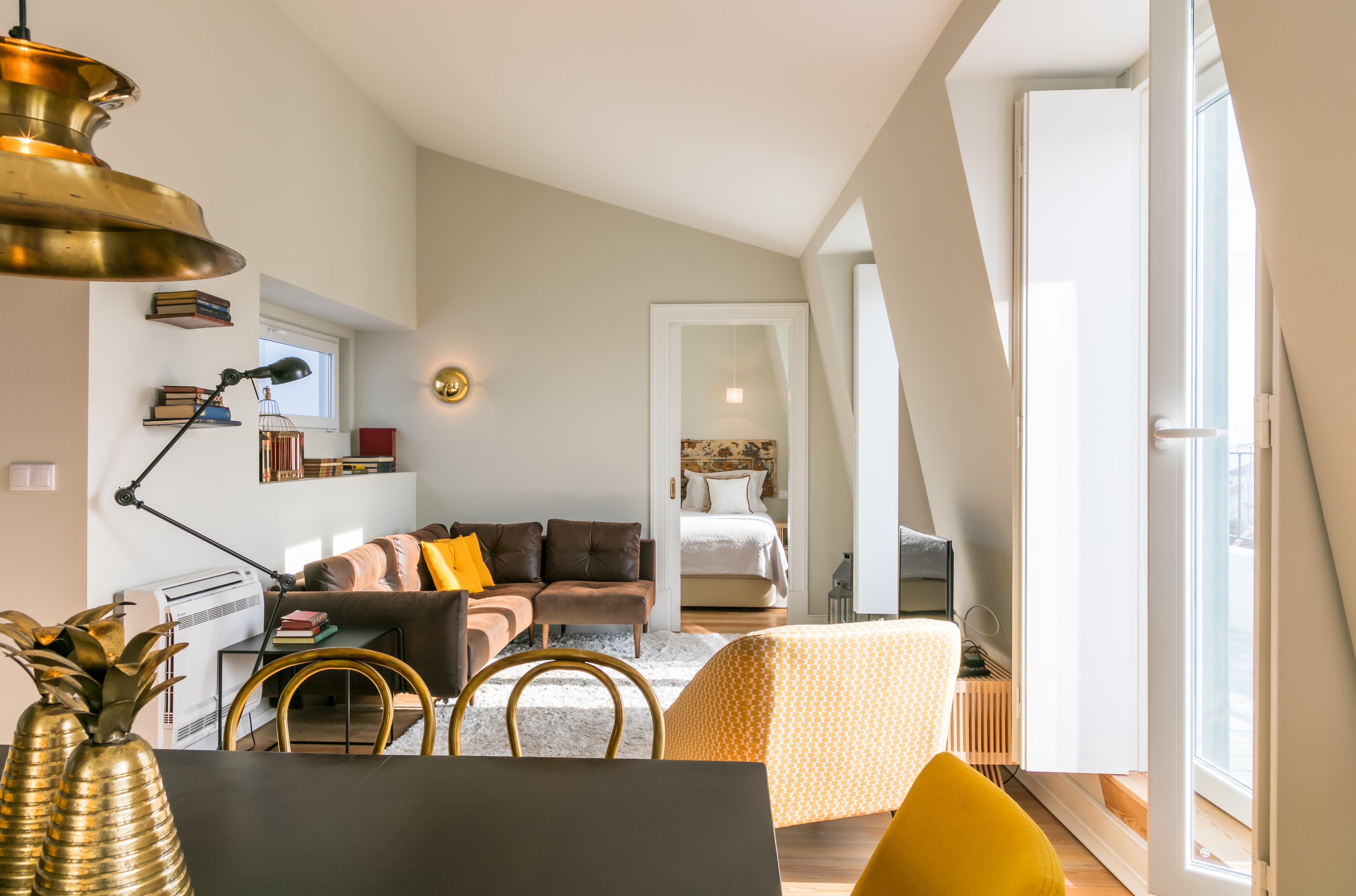 Almaria Ex Libris Chiado Apartment Lisbon Bagian luar foto
