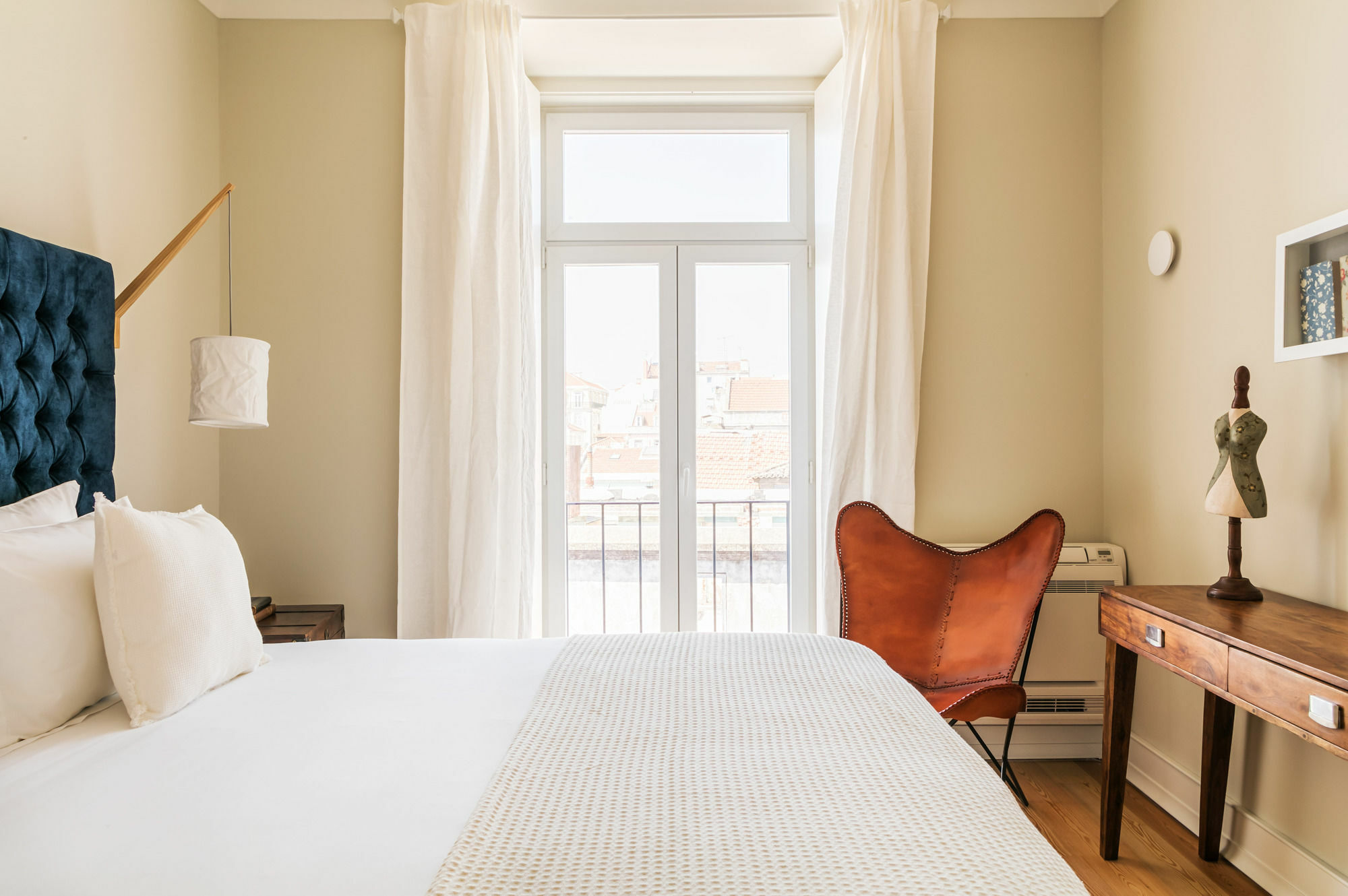 Almaria Ex Libris Chiado Apartment Lisbon Bagian luar foto