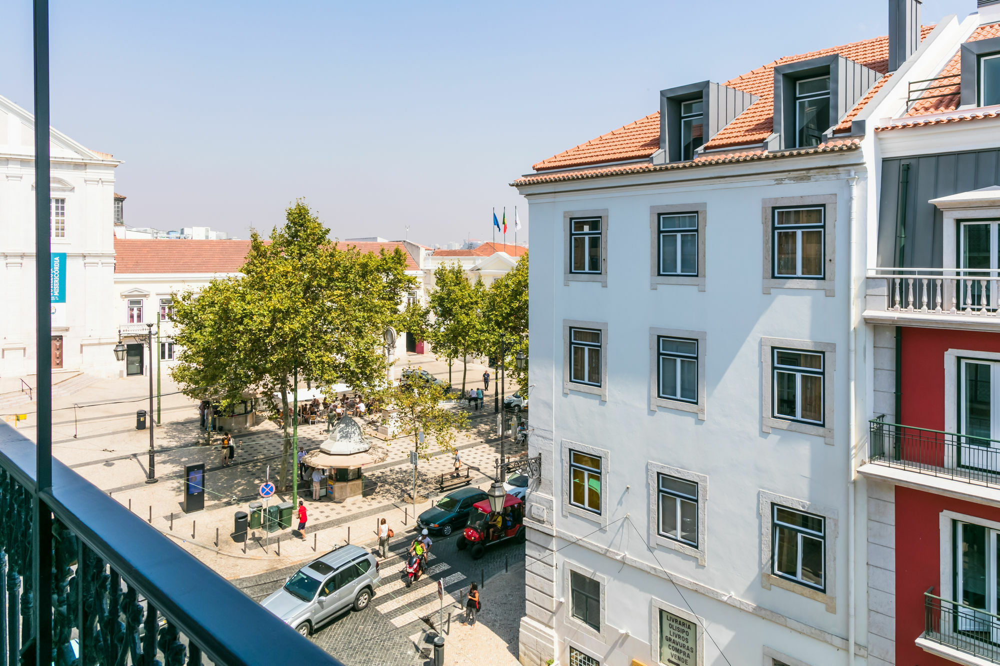 Almaria Ex Libris Chiado Apartment Lisbon Bagian luar foto
